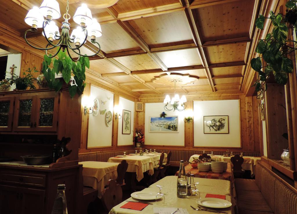 Albergo Ombrettola Falcade Luaran gambar